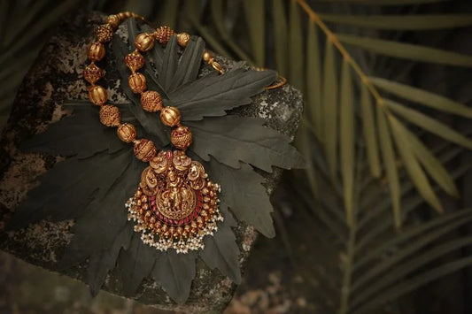 Golden Moments: Discover Jewelry That Defines Timeless Elegance