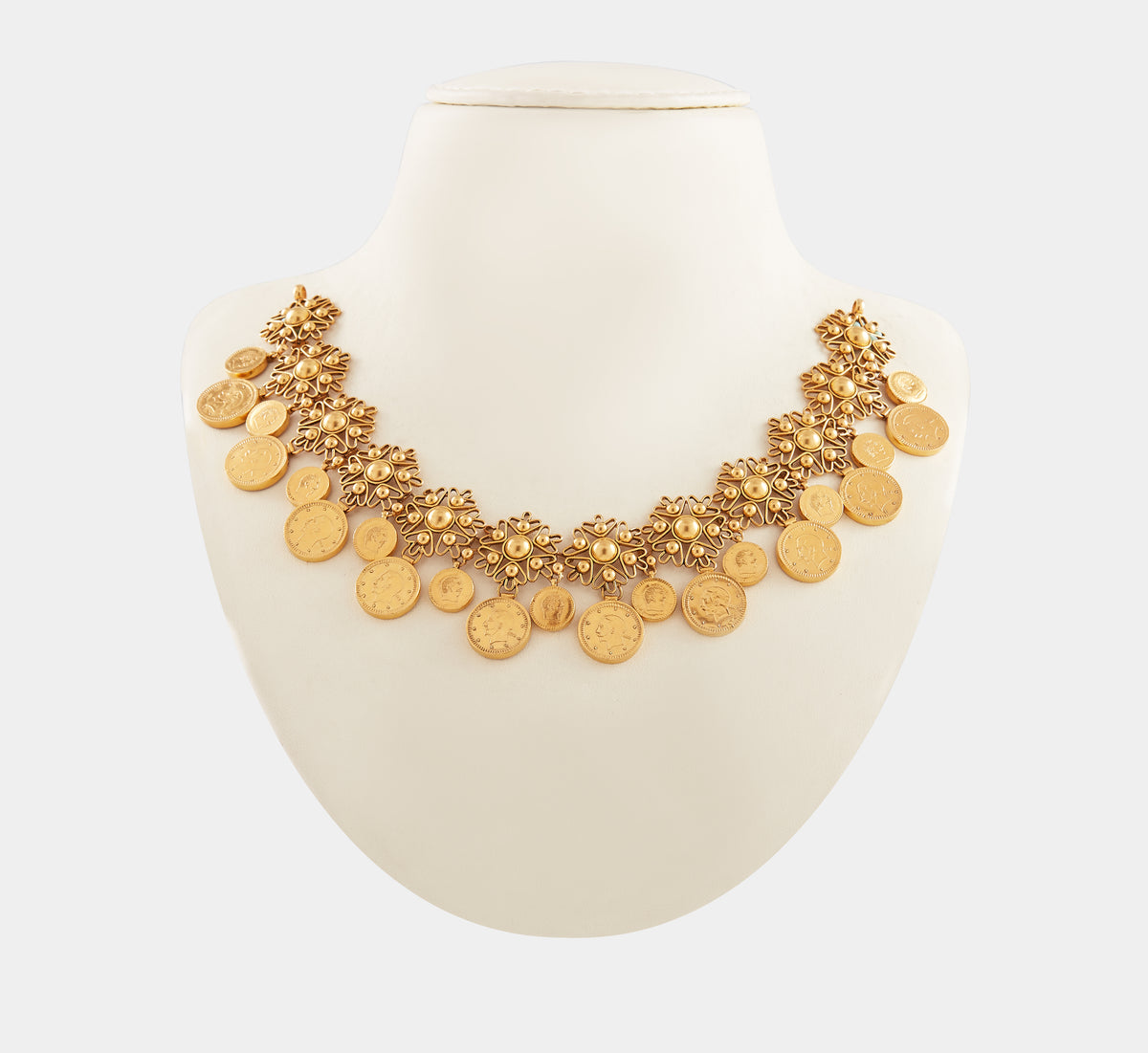 Mesmeric floral necklace