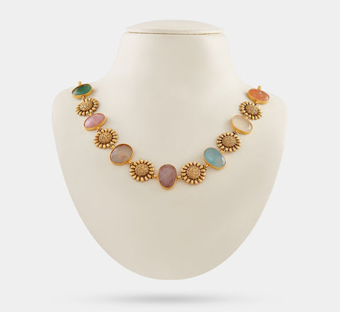 Exquisite floral precious stone necklace